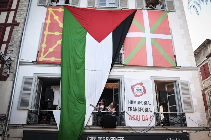 MediabaskInfo's tweet image. Fêtes de Bayonne : l’alternative s'est ouverte aux couleurs de la Palestine
mediabask.eus/fr/info_mbsk/2…