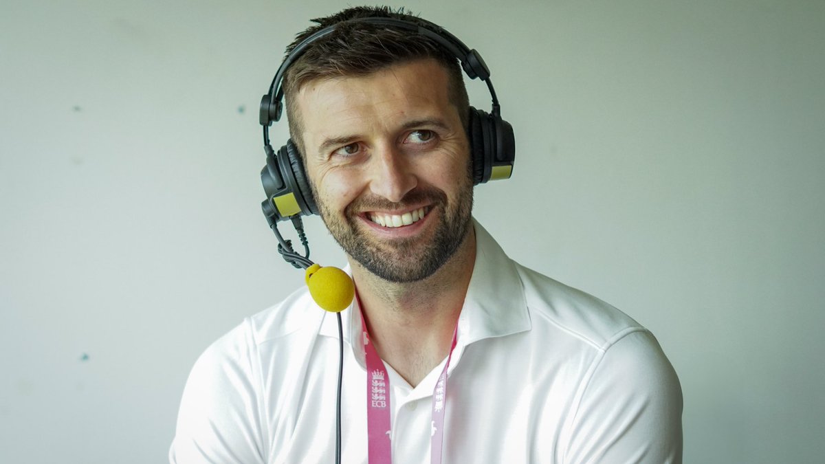 tmsproducer's tweet image. The England v India series is beautifully poised at 1-1 going into the 3rd Test.
Our team @HomeOfCricket tomorrow.
Aggers
@isaguha
Simon Mann
@pakwakankar
@MichaelVaughan
@philtufnell
@cheteshwar1
Sir Alastair Cook
& special guest @MAWood33
#bbccricket #ENGvIND