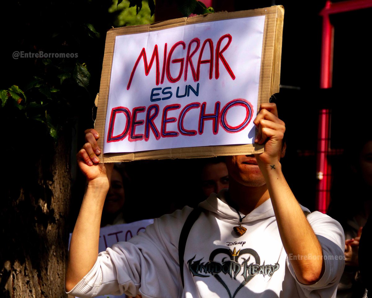 EntreBorromeos's tweet image. Nos sumamos al comunicado de @rrcristianas sobre las palabras infames y profundamente deshumanizadoras de Vox.
Esperamos que @Confepiscopal se pronuncie, así como muchas comunidades creyentes.
Comunicado: sancarlosborromeo.org/docs/Com%20RdX…