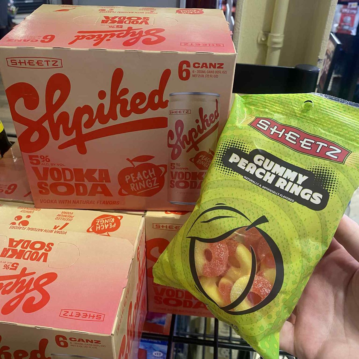 Anyone have a pool? We have shnackz.