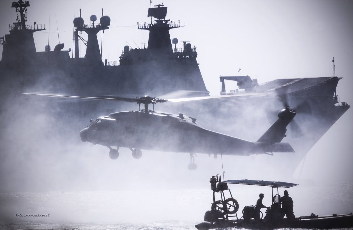 ~> A R M A D A <~
•
⚔️ PLUS ULTRA ⚔️
•
Desembarco Anfibio 2025 | Málaga📍
.
.
<a href="/Armada_esp/">Armada</a> <a href="/Defensagob/">Ministerio Defensa</a> <a href="/EMADmde/">Estado Mayor Defensa 🇪🇸</a> <a href="/SpottersMelilla/">Asoc. AeroSpotters Melilla</a>