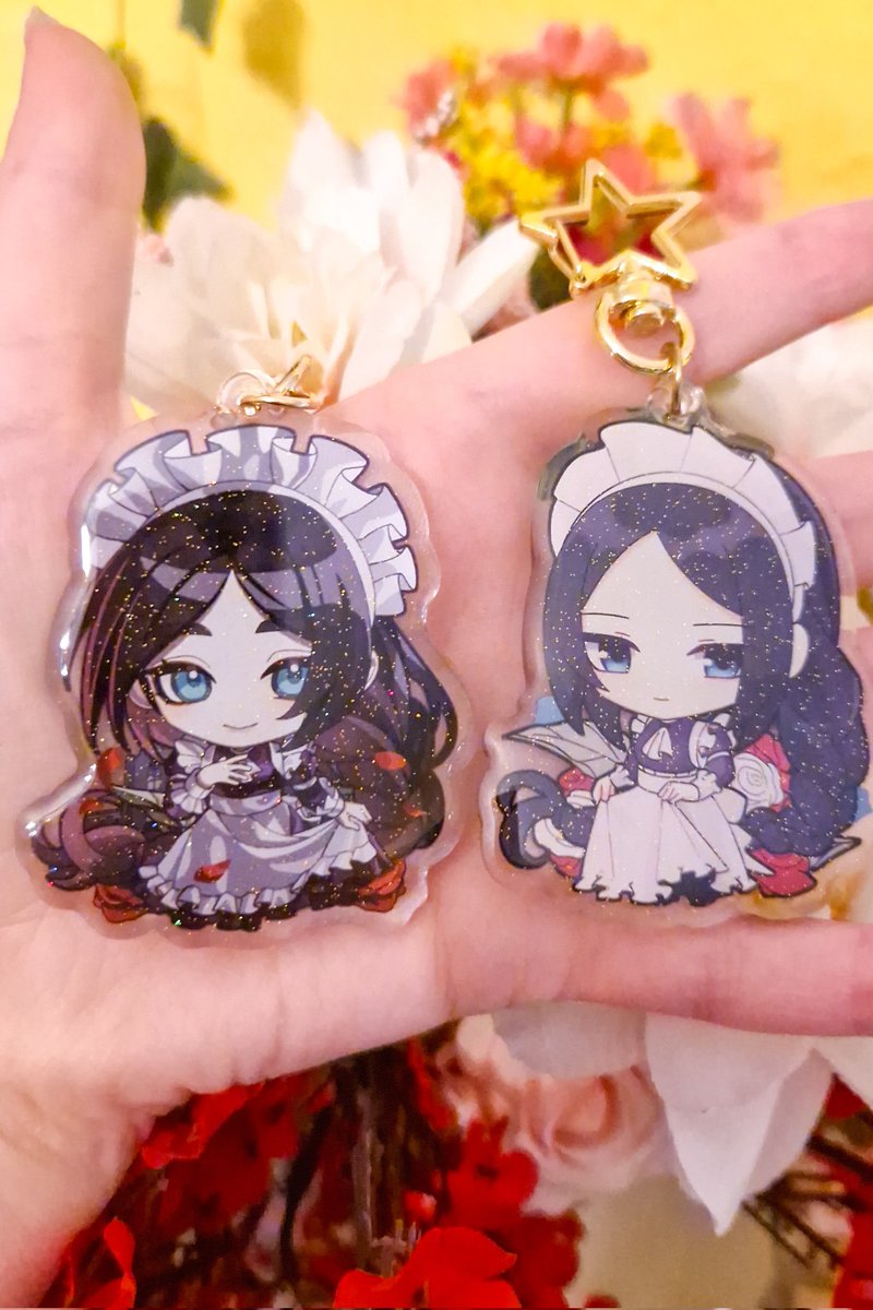 New vs old FataMoru Charm 🦐
Artstyle has changed quite a lot 🥺