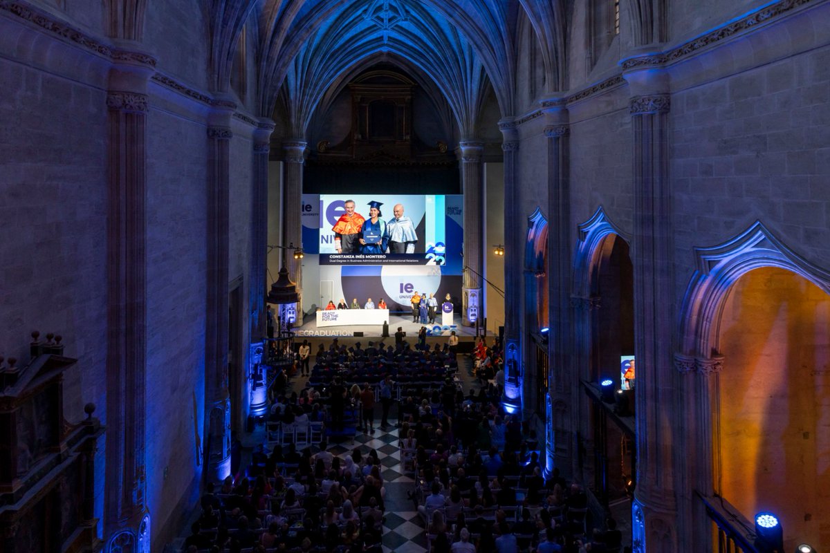 IEuniversity's tweet image. Graduation week is underway! We kicked off in Segovia, celebrating bachelor’s students from 160+ countries. Next stop: professional success! Learn more: bit.ly/3TsYk3p