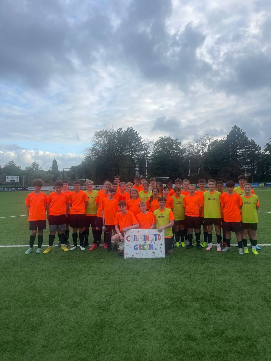 Chilmington Green Secondary School (@chilmingtongre1) on Twitter photo #CGSNetherlands2025
Our 2 teams represented Chilmington Green school in their fixture against RVVH yesterday.
It was fantastic to see all pupils apply the skills and tactics they learnt from the Feyenoord professionals! <a href="/UnitedSport1/">United Sport</a> #CGSNetherlands2025
Our 2 teams represented Chilmington Green school in their fixture against RVVH yesterday.
It was fantastic to see all pupils apply the skills and tactics they learnt from the Feyenoord professionals! <a href="/UnitedSport1/">United Sport</a>