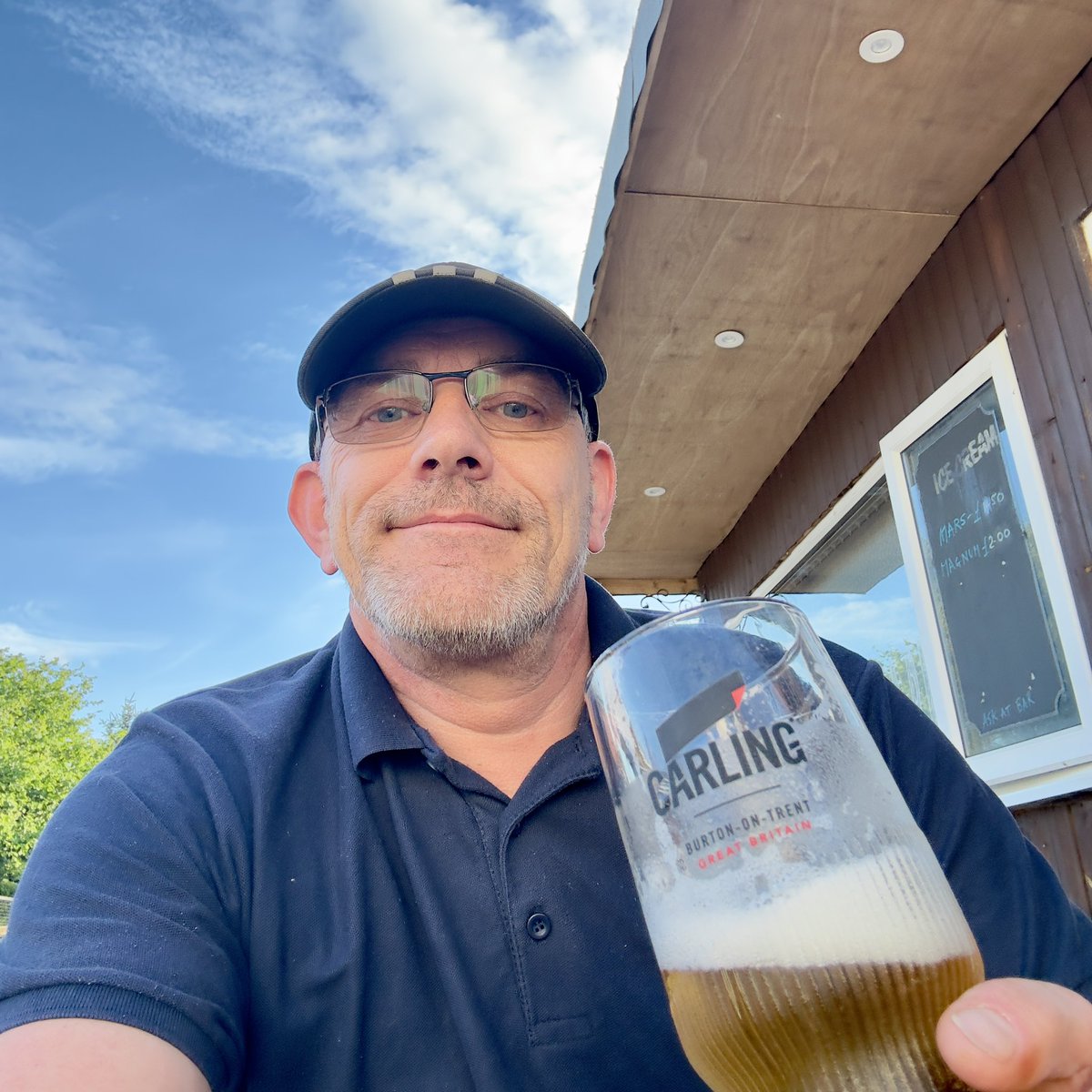 ShaunAshmore2's tweet image. Gorgeous evening for a sit out #fallen #upyabum #publife 🍻🍻🍻