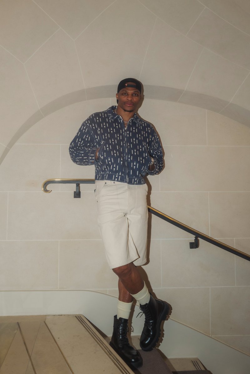 russwest44's tweet image. New Word of Westbrook just dropped 📌
Giving away one of my favorite pieces from @honorthegiftco. Must be subscribed.
Tap in! word-of-westbrook.beehiiv.com