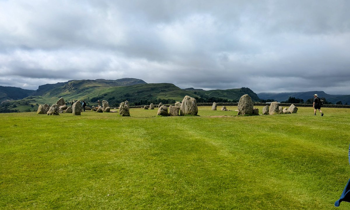VeganOlive1's tweet photo. Last day in Keswick and a 7 mile walk to the Stone Circle with Popeye #Vegan #Fitness #Walking #KeepActive #Crueltyfree #Lifestyle 🚶♀️🚶♥️🚶♀️🚶♥️ #LoveKeswick https://t.co/ezSu6vdOWr
