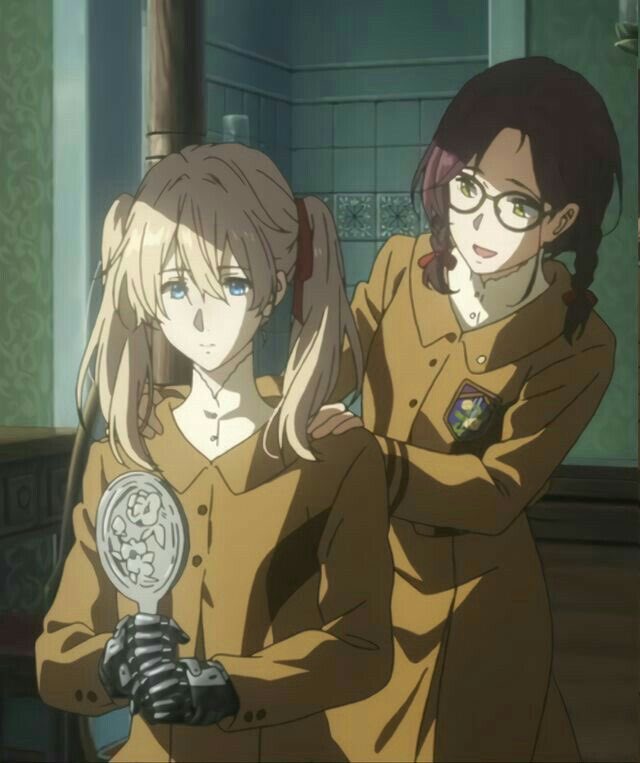 dailybutchfemme's tweet image. Butchfemme couple of the day is Violet and Amy from Violet Evergarden (Implied feelings, butchfemme headcanon). Amy is the femme and Violet is the butch!