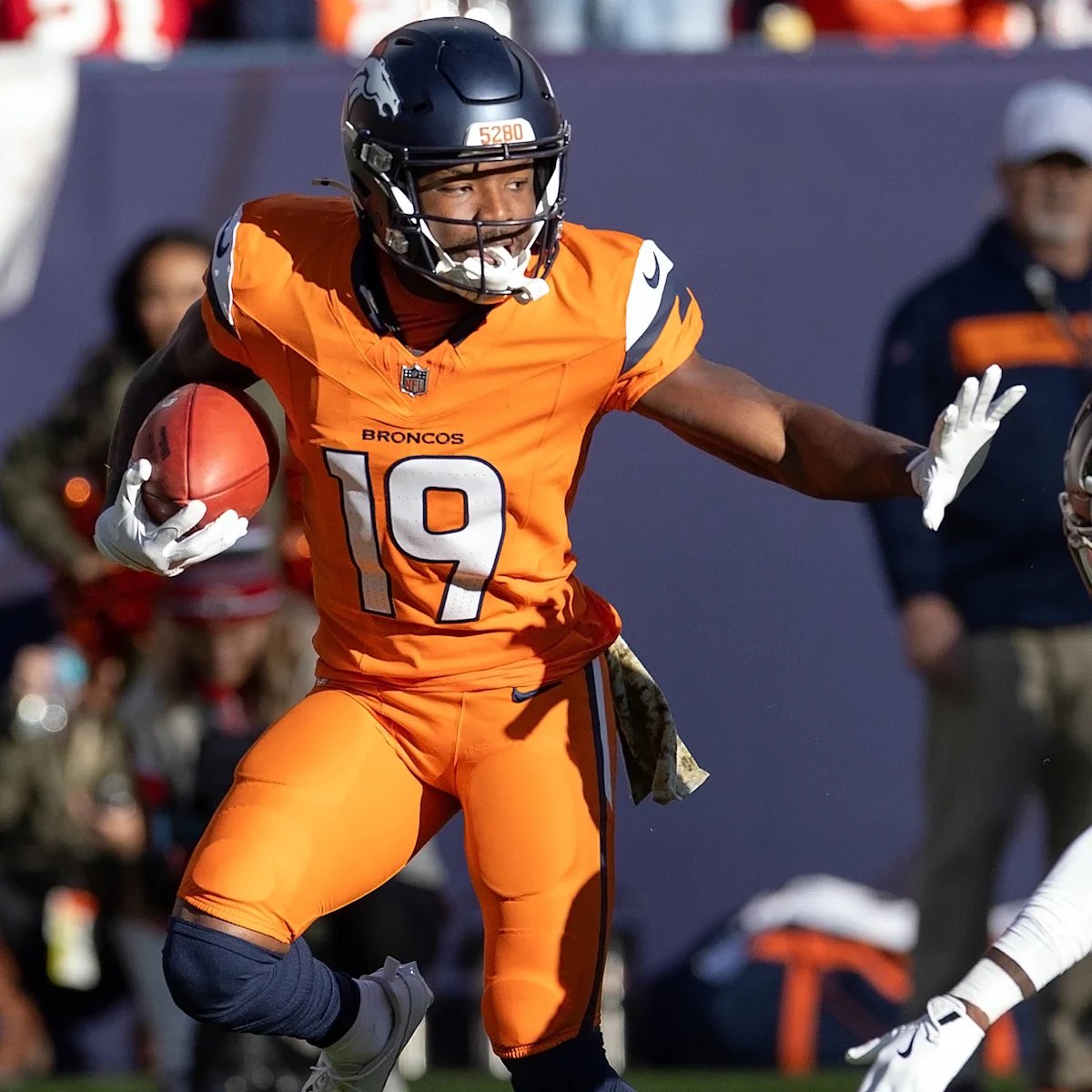 INSANE: #Broncos wide receiver Marvin Mims is one of the four players in #NFL history to make the Pro Bowl in every season of their career.

Barry Sanders
Aaron Donald
Micah Parsons
Marvin Mims

🤯🤯🤯

MARVIN MIMS JR. SPECIAL.