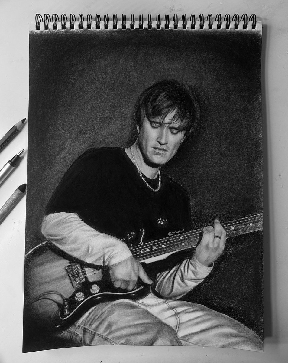 juniearts's tweet image. finished this @BaluBrigada piece:) #balubrigada
guitars are so fun but so challenging.. i’m proud of this one tho