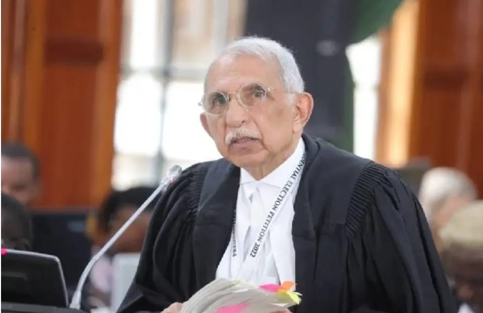 We attended a special sitting at the Supreme Court to commemorate the closing of the file for Senior Counsel Pheroze Nowrojee. In my submissions, I fondly recalled his resounding challenge to Advocates to firmly take up their position as holders of constitutional offices by