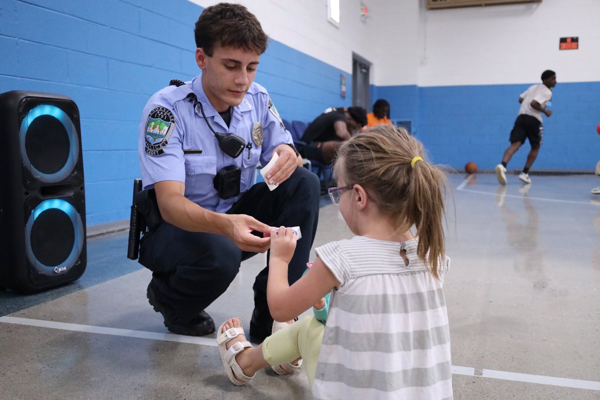 Thank you to <a href="/Knoxville_PD/">Knoxville Police TN</a> police officers and staff for taking the time to connect with the children of Montgomery Village. We truly appreciate the strong partnerships we have with KPD and <a href="/bgctnv/">BGCTNV</a>.
#knoxvillepolice #bgctnv #MontgomeryVillage #Knoxville #PartnershipsMatter