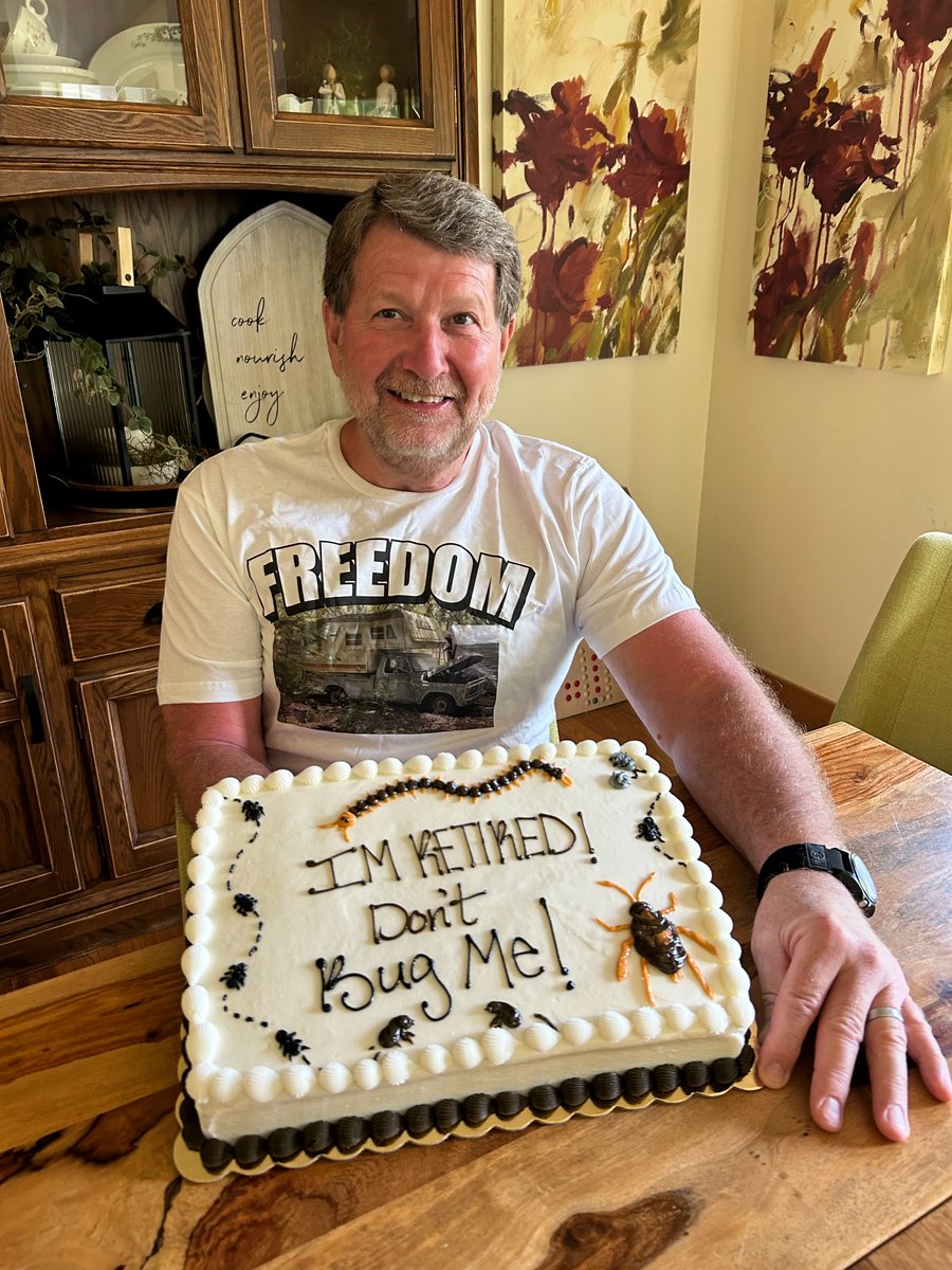 Have you ever seen a retirement cake more perfectly suited for the pest control industry? 🐛🎂

“I’m retired! Don’t bug me!”—both a snack and a statement.
.
.
.
#Retirement #PlunkettsPestControl #DontBugMe