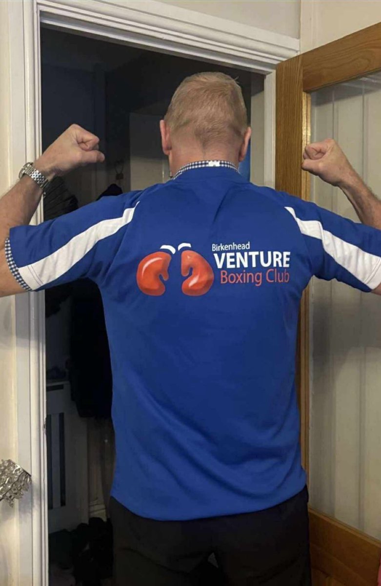 Former Venture Fighter Eric Sysum Is Rocking His New Venture Top Today... Eric Is Now Settled In Pontypridd,South Wales But Ordered His,Hassle Free Online.... Order Yours Too For This Upcoming Season #TEAMVENTURE 🥊  iduniforms.co.uk/product-catego…