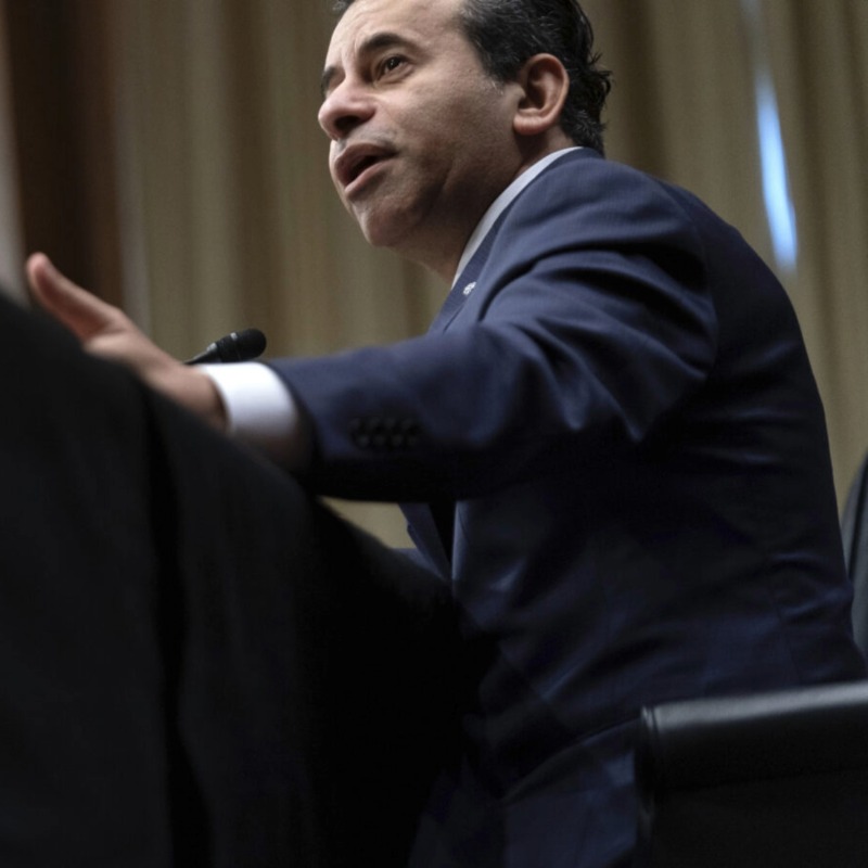 statnews's tweet photo. The FDA has lost 3,500 employees, or 19% of its workforce, in the last three months. STAT spoke with 15 employees across the agency and found that morale is low, causing a mass exodus of employees in 2025.