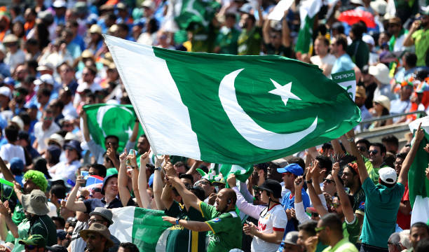 CallMeSheri1_'s tweet photo. Who’s the greatest batsman in the history of Pakistan cricket? 🇵🇰 https://t.co/LQ9nL2ESy5