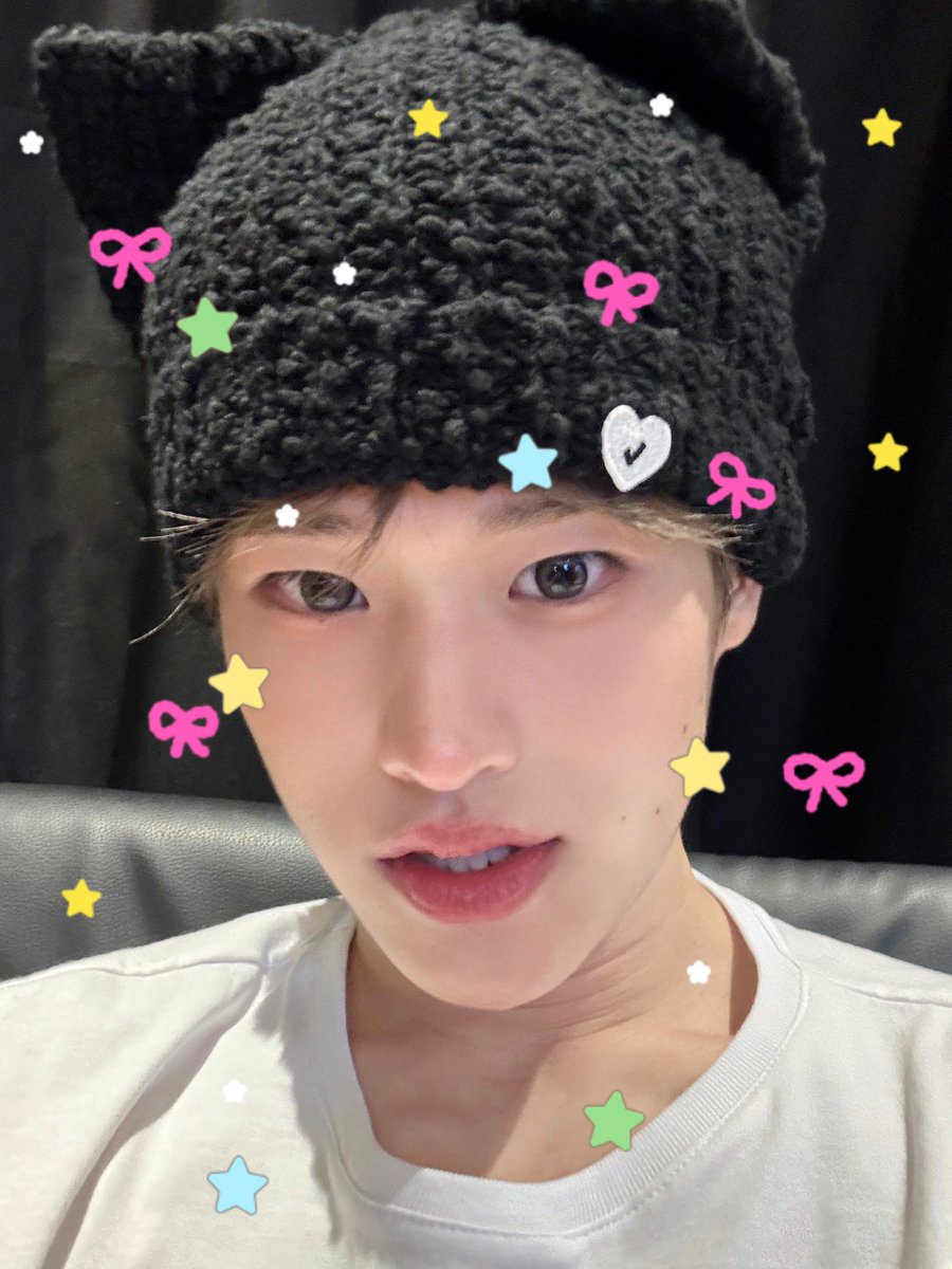 또냥이 ⌁⌁❤︎⌁⌁⋆ 🎀🎀