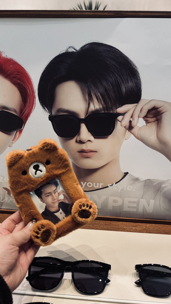 rockchicqt's tweet photo. jay things + sponty meetup with jay lovers! https://t.co/QHYek8vhFB