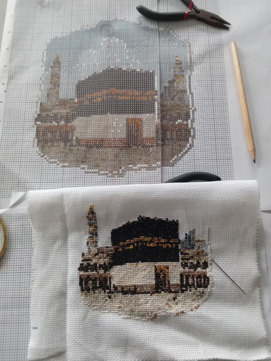 moniqaa2000's tweet photo. #tatreez #crossstitch #handmade #craft .  Comment to order pattern https://t.co/wSrYeWPJyL