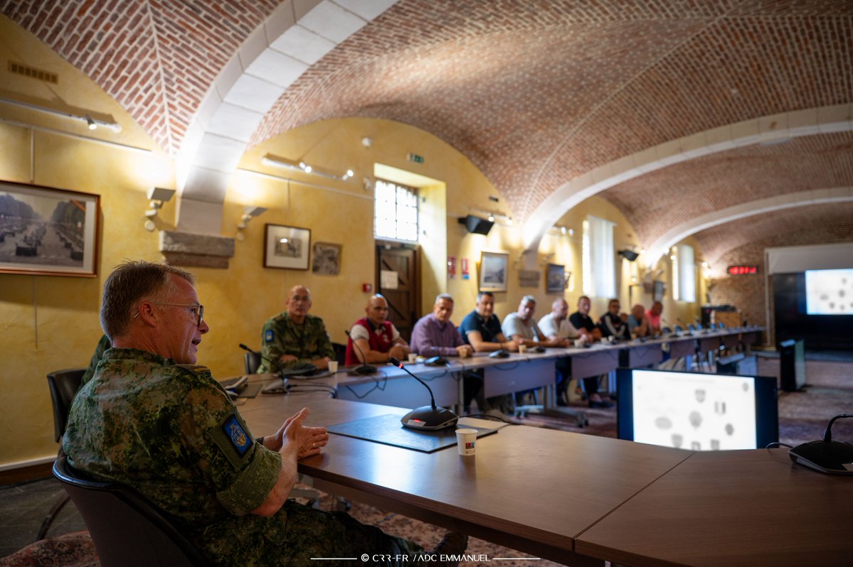 RRCFrance's tweet image. 8 July - G4 reps from @1GENLCorps visited
@RRCFrance as part of their 📚 Professional Development Programme
Focused discussions on #logistics, #Interoperability & #cooperation strengthened bonds across #NATO .
🔗Sharing expertise to strengthen readiness!
#StrongerToghether