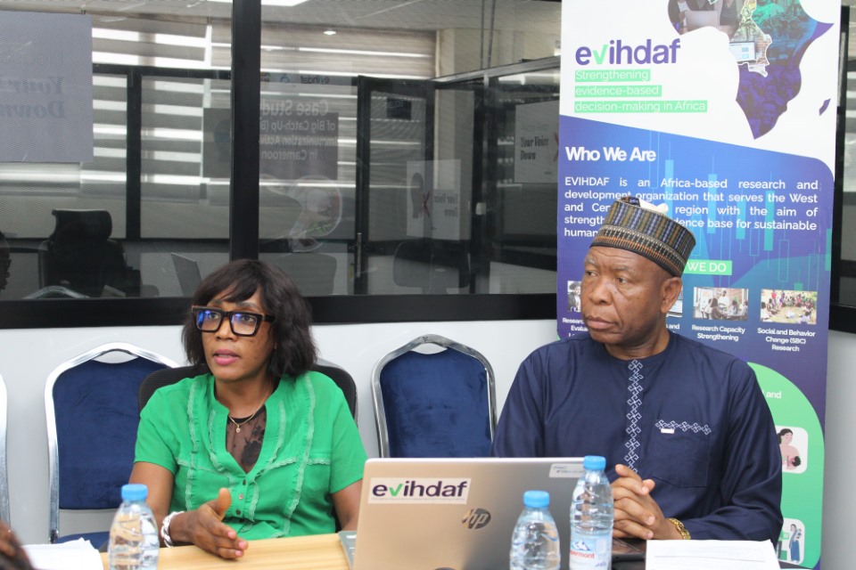 evihdaf's tweet photo. 📌Yesterday, we kicked-off our #BCUproject #datacollectors training in Yaoundé!

This week, we're diving deep into:
✅ Qual &amp; quant methods
✅ Tablet-based data capture
✅ Ethical practices
✅ Tool pre-testing

👏Big thanks to EPI &amp; EVIHDAF teams for steering this impactful week. https://t.co/L8kRtv1gzm