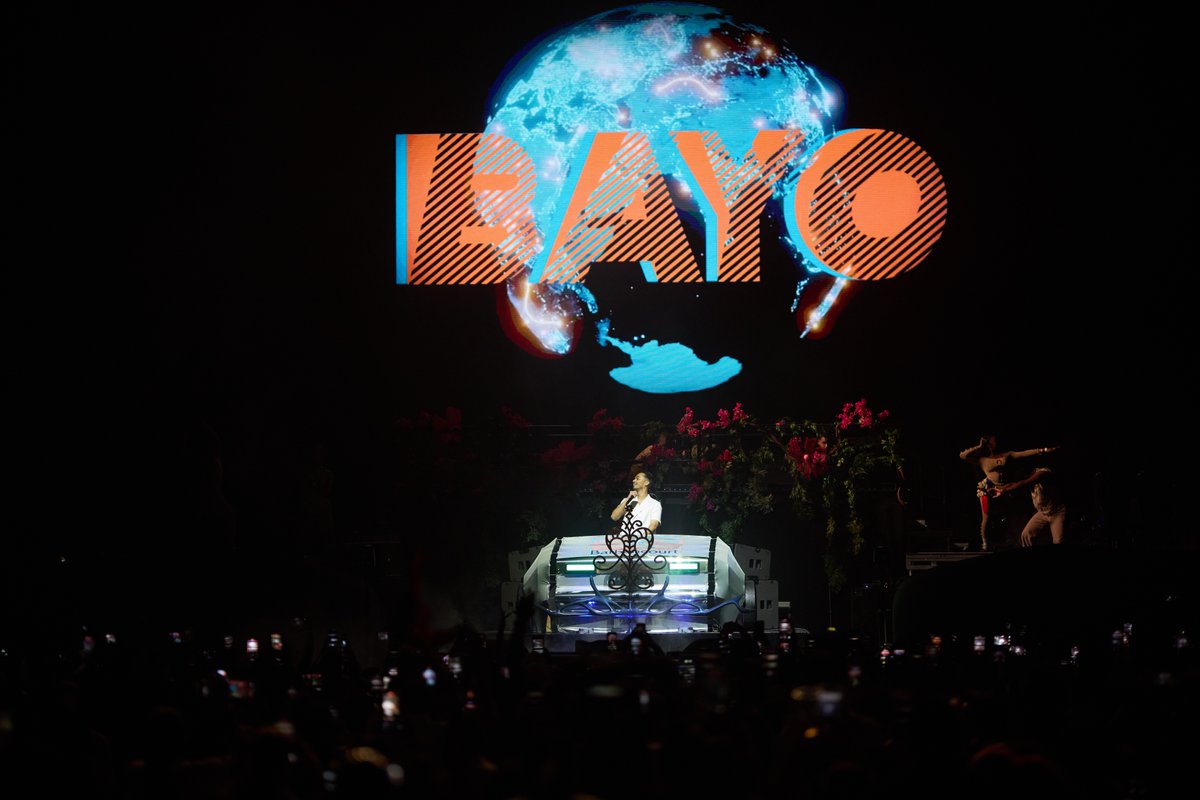 StevenBaboun's tweet photo. ✨@bayotour  AT BARCLAYS ✨ (thread incoming)

Timoun mwen pa menm jwenn mo pou m eksprime sa m santi. Eske m te vrèman viv sa m viv la?? 

All photos on this thread: @Dezobri https://t.co/l8S5PsoNai