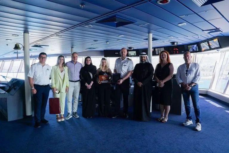Plaque Exchange Ceremony Marks Aroya’s Debut in Piraeus
buff.ly/gFeA9QV