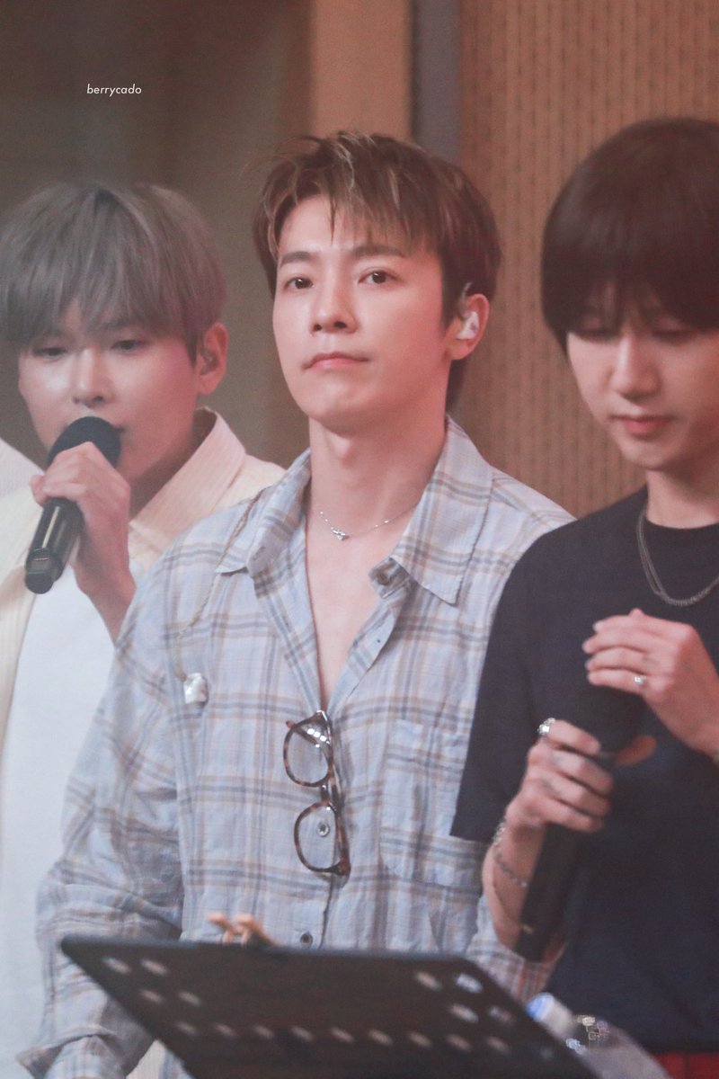 berryxcado's tweet photo. 250709 컬투쇼

@donghae861015 
#동해 #이동해 #DONGHAE #ドンへ
@SJ_DnE_official
#슈퍼주니어DnE #SuperJuniorDnE https://t.co/pARsqr5FEK