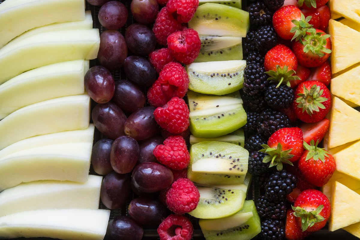 thoroughbreads's tweet image. Fuel your team with fresh flavours! 
Our office catering brings the perfect balance of health and indulgence — think vibrant fruit platters, irresistible cakes, and deliciously satisfying sandwiches.
Perfect for meetings, events, or just treating your team to something special.