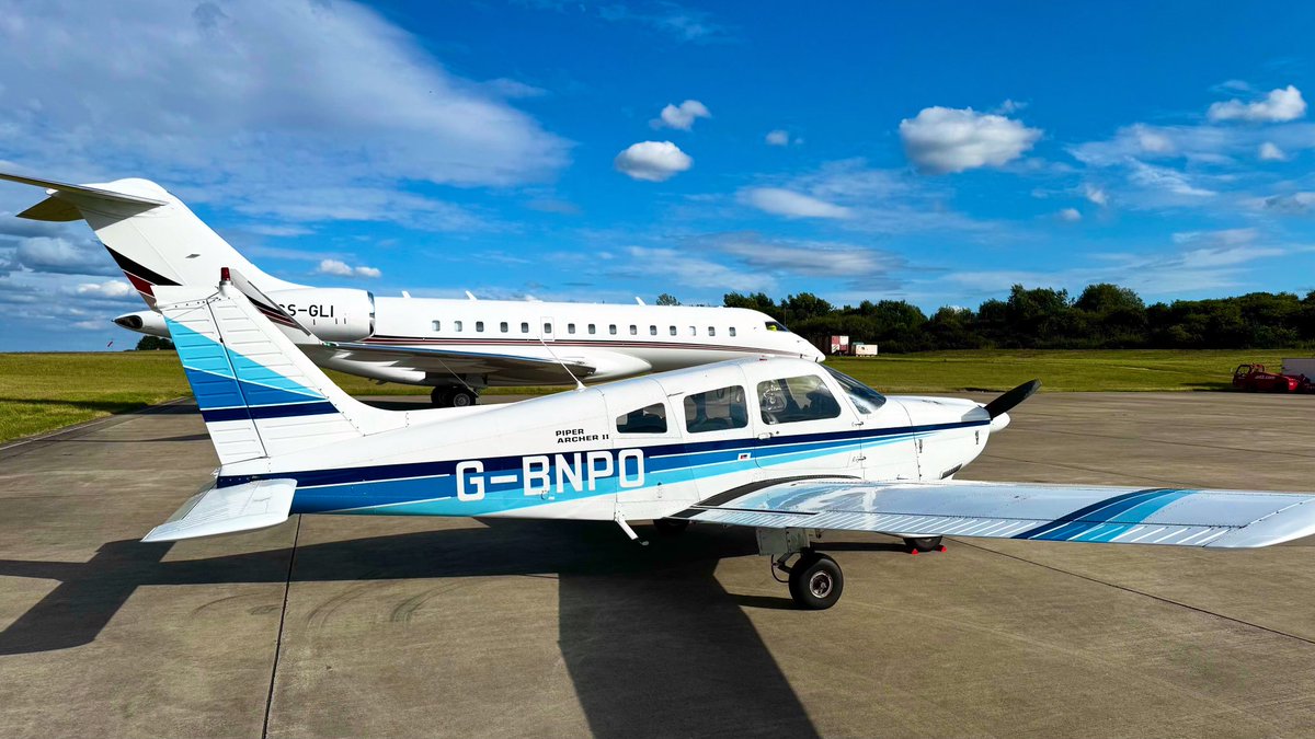 TFSegbo's tweet photo. G-BNPO parked on the apron at Leeds Bradford Airport this week 🛩️🌤️
.
#flyingschool #pilot #flightschool #pilottraining #pilotview #pilotlife #studentpilot #aviation #aviationlovers #aviationdaily #generalaviation #generalaviationlovers #flying #pilotsofinstagram #learntofly https://t.co/iJyTvlXfEj