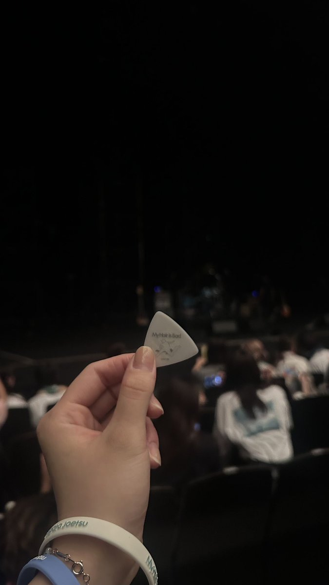 ___an02's tweet photo. ばやさんのピック飛んできたよ😭😭
今日のライブも最高でしたMy Hair is Bad https://t.co/Vos1zd08FG