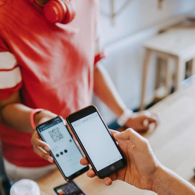 DTPaymentNews's tweet image. QR Codes Make a Splash in the Real Time Payments Pool - Digital Transactions 
Click to read: buff.ly/Gqch2nw 
#QRCodes #realtimepayments #RTP #Matera #Tyfone #TheClearingHouse #FedNow #ACH #X9standard @tyfone @MateraSolutions