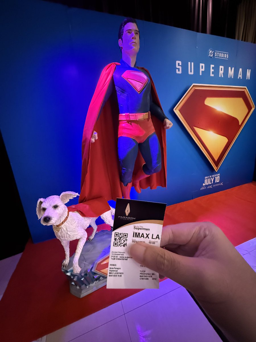 #Superman #ซูเปอร์แมน  “เจมส์ กันน์” ชุบชีวิตซูเปอร์แมน ปล่อยพลังตื่นตาแบบไม่เม็ดเยอะ เป็นเวอร์ชันที่สดใสมีความกวนทีน ทันสมัย ไม่เชย ตัวละครทุกตัวมีเสน่ห์ล้นจอ โดยเฉพาะ ”คริปโต” ขโมยซีนมากจนโดนตก สเกลหนังเหมาะกับดูในโรงมาก ซัดกันนัว ซัดกันมันส์ ได้ฟีล “อควาแมน” ภาคแรก #movietwit