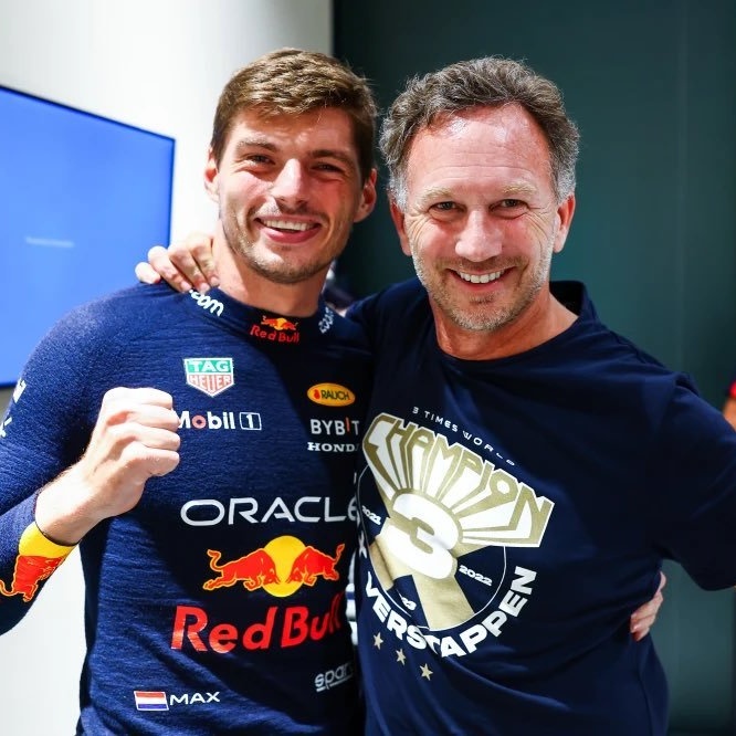 MaxArgento33's tweet photo. Christian Horner estuvo 20 años en Red Bull, fue el único team principal, ganó 8 mundiales de pilotos y 6 de constructores.

Y no tuvo una despedida, nunca supimos que era su último GP con el equipo.

Este deporte es cruel, no importa quien seas, si no te quieren te echan como uno más...