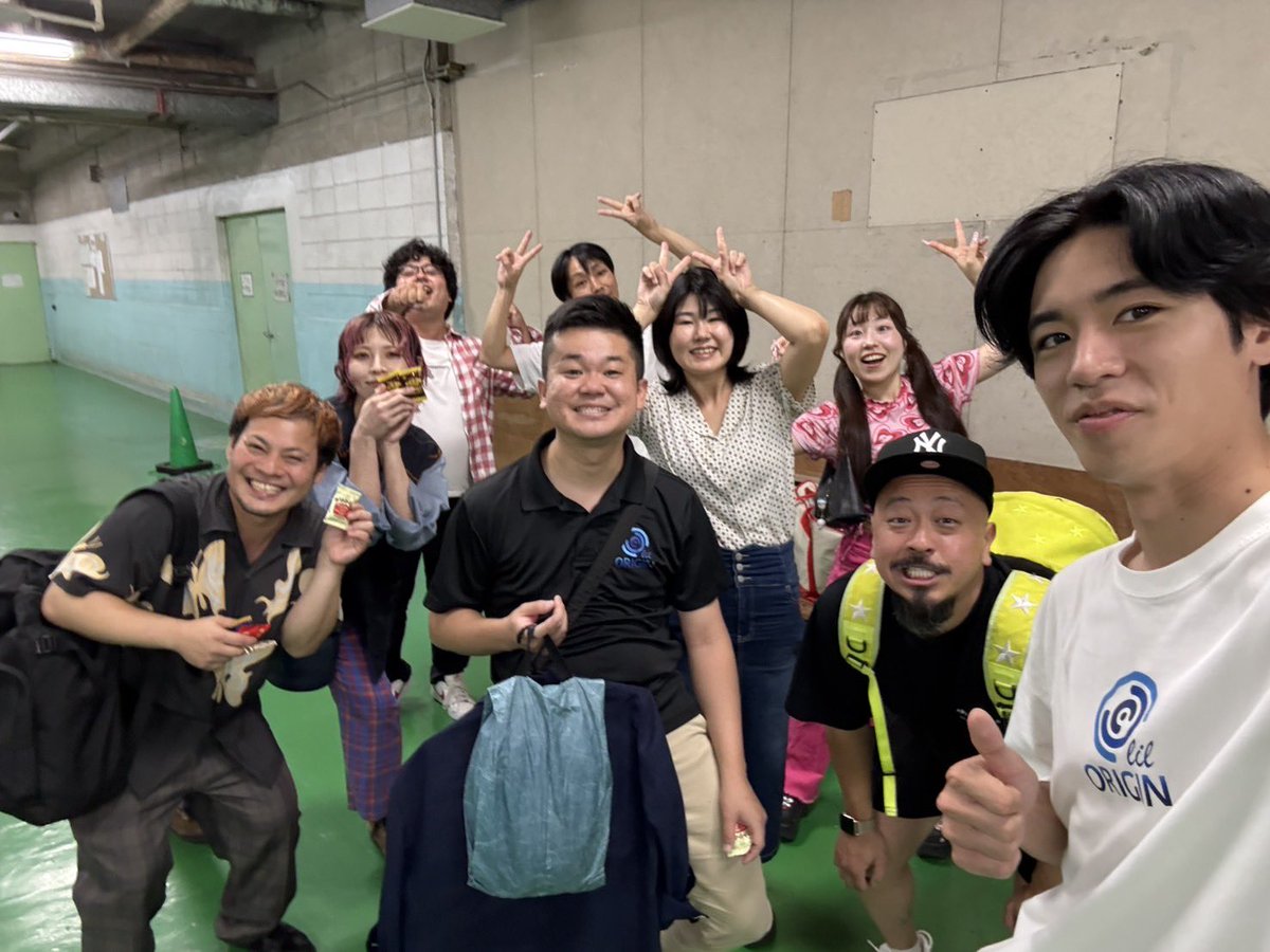 ssuz17's tweet photo. 週刊オリジンにお越しいただきありがとうございました😻❤️‍🔥✨またまた沢山差し入れ頂きました😭❤️‍🔥
本当にいつもありがとうございます😭💕🙇‍♀️❣️
応援してくれる方々が沢山いてくれて幸せだー😭😭😭💕💕💕❣️❣️ https://t.co/XLMl8vZ9tJ