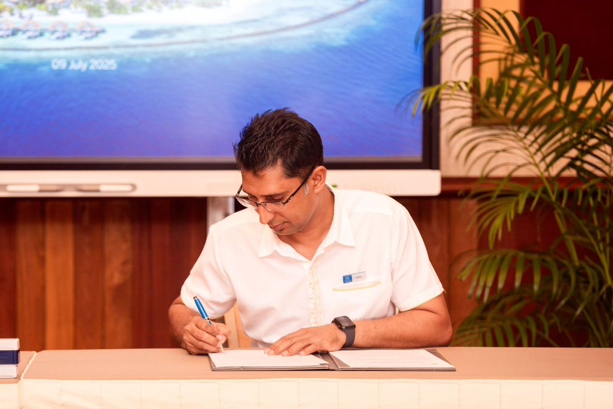 NDMA Maldives (@ndmamv) on Twitter photo Today we have signed an MoU with <a href="/bandosmaldives/">Bandos Maldives</a> to review & update their Emergency Response Plan and assist in disaster prepardness efforts. This work aligns with our commitment to strengthen the resilience of our tourism sector. Today we have signed an MoU with <a href="/bandosmaldives/">Bandos Maldives</a> to review & update their Emergency Response Plan and assist in disaster prepardness efforts. This work aligns with our commitment to strengthen the resilience of our tourism sector.