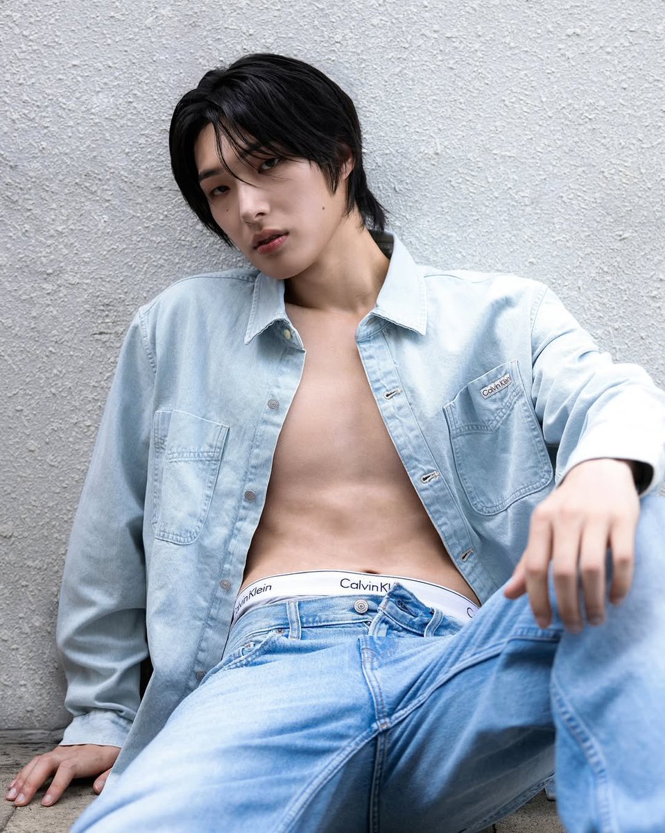 📢] CALVIN KLEIN postou uma nova foto do #MINGI no seu perfil