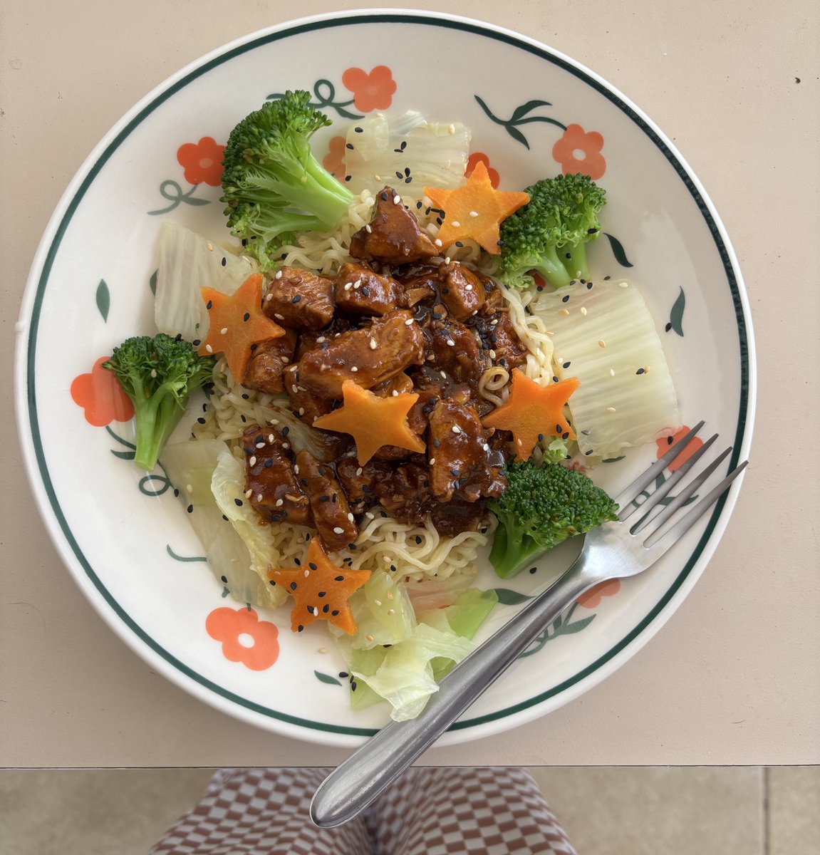 safegreenhouse's tweet photo. Meio que voltamos com os almoços bonitinhos https://t.co/qNzT1SM2YX