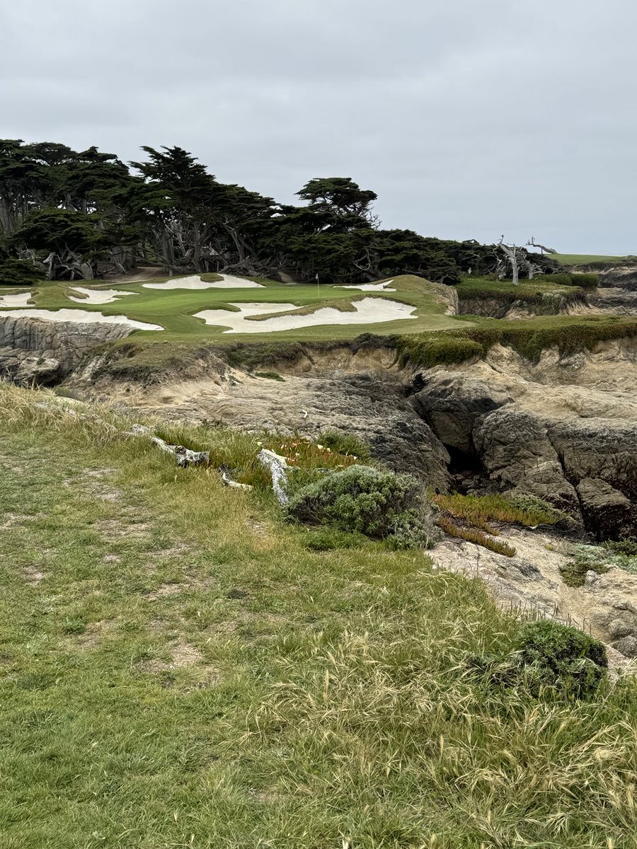 GlorifiedDonkey's tweet image. 💥⛳️GOLF POV⛳️💥
This will be interesting.
Rate these courses in order of preference that you want to play them:
Whisper Rock, AZ, (private)
Pebble Beach, CA, (public)
Turnberry, Scotland, (public)
Cypress Point, CA, (private)
No wrong answers!