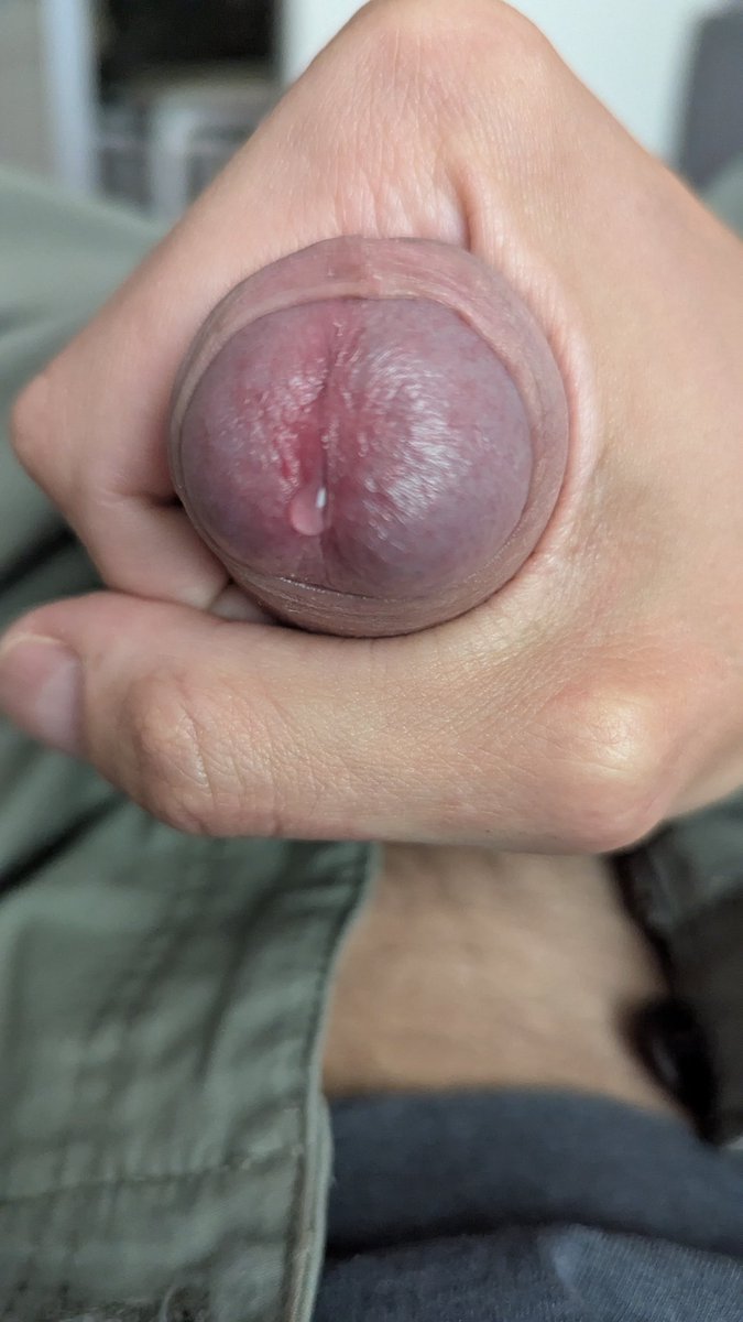 horny ASF
wanna lick it?