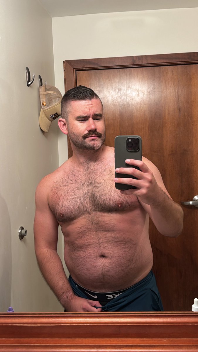 cowboy clinton tweet media