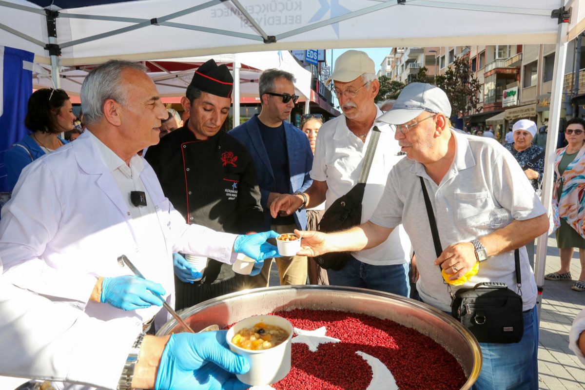 kenthayat.com/kucukcekmece-b…
<a href="/kemalcebichp/">Kemal Çebi</a> <a href="/Kucukcekmecemiz/">Küçükçekmece BLD</a> @chpkucukcekemece