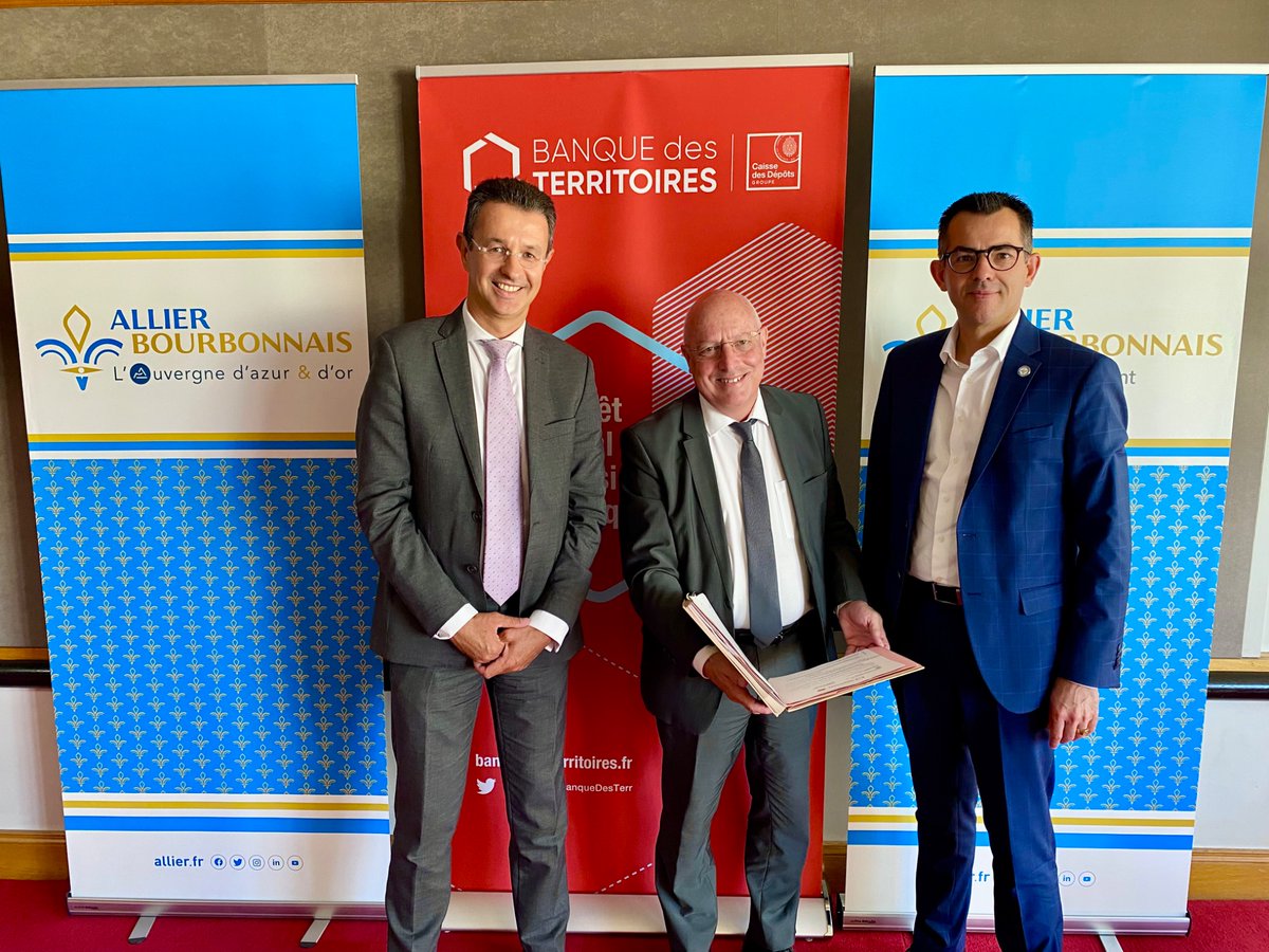 #Investissement Signature de contrat avec la Banque des territoires pour la rénovation de nos collèges et investir pour l’avenir de notre territoire