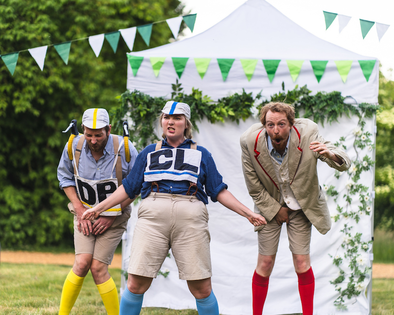#THEATRE #REVIEW The Handlebards: Much Ado About Nothing <a href="/HandleBards/">The HandleBards</a> 'a celebration of the very best, quirkiest and most delightful events of a pastoral summer evening' ⭐️⭐️⭐️⭐️½ thereviewshub.com/the-handlebard… #London