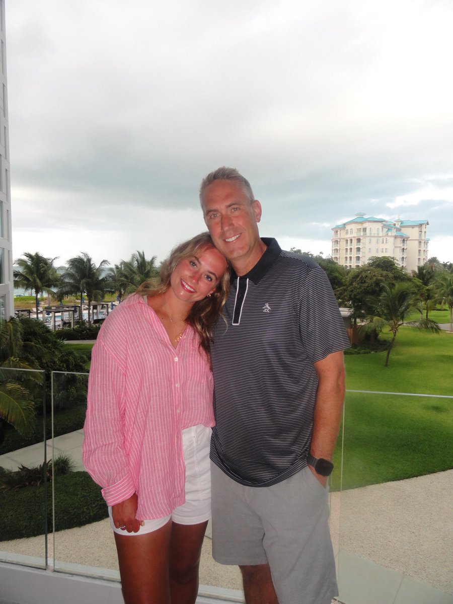 Lakin Appell tweet media