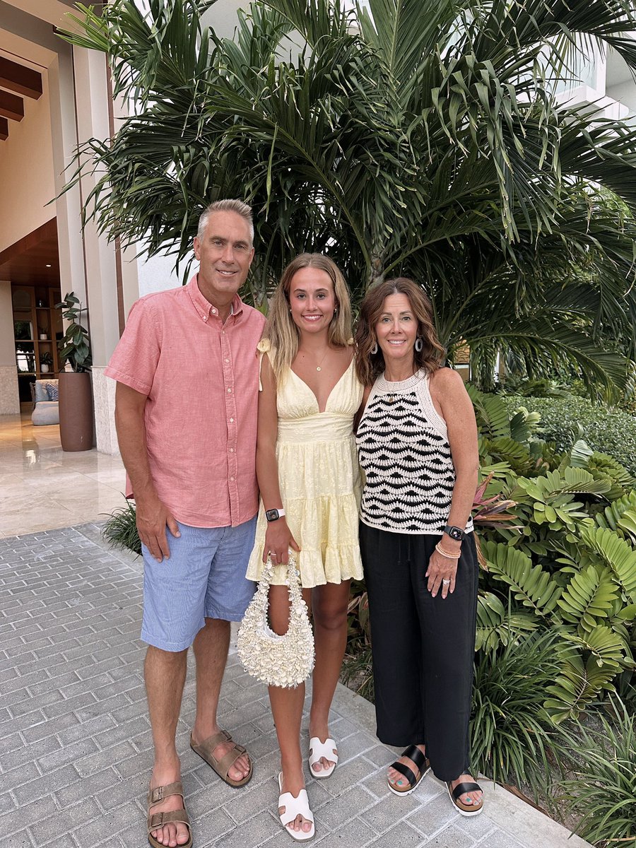 Lakin Appell tweet media