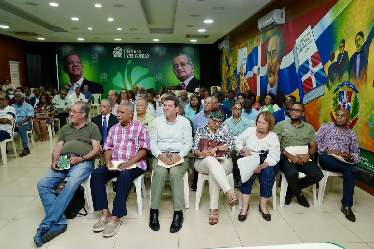 Keyla Reyna (@keylareyna04) on Twitter photo <a href="/FPcomunica/">@Fuerza del Pueblo (FP)</a>
Talleres de Capacitación para la realización del Congreso Manolo Tavárez Justo, San Pedro de Macorís.
La Comisión Nacional Electoral de la Fuerza del Pueblo organiza talleres de capacitación para el Congreso Manolo Tavárez Justo, en preparación para las elecciones <a href="/FPcomunica/">@Fuerza del Pueblo (FP)</a>
Talleres de Capacitación para la realización del Congreso Manolo Tavárez Justo, San Pedro de Macorís.
La Comisión Nacional Electoral de la Fuerza del Pueblo organiza talleres de capacitación para el Congreso Manolo Tavárez Justo, en preparación para las elecciones
