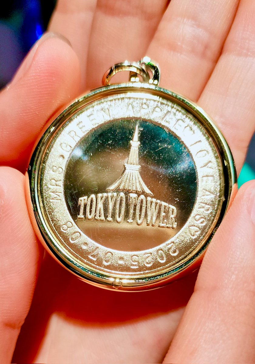 ピ*k様 【非売品】ミセスの10周年記念メダル 非売品】Mrs.GREEN APPLE