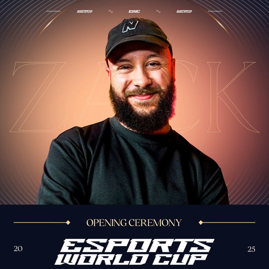 On voit que la <a href="/KarmineCorp/">Karmine Corp</a> 🇫🇷 investit pour couvrir la présence du club à l'<a href="/EWC_EN/">Esports World Cup</a> 🇸🇦

On aura Zack Nani qui couvrira la cérémonie d'ouverture sur la chaine du club.

Mais aussi, il y aura aussi Lou avec Samsokuun qui couvriront l'équipe VCT avec des interview et du contenu sur