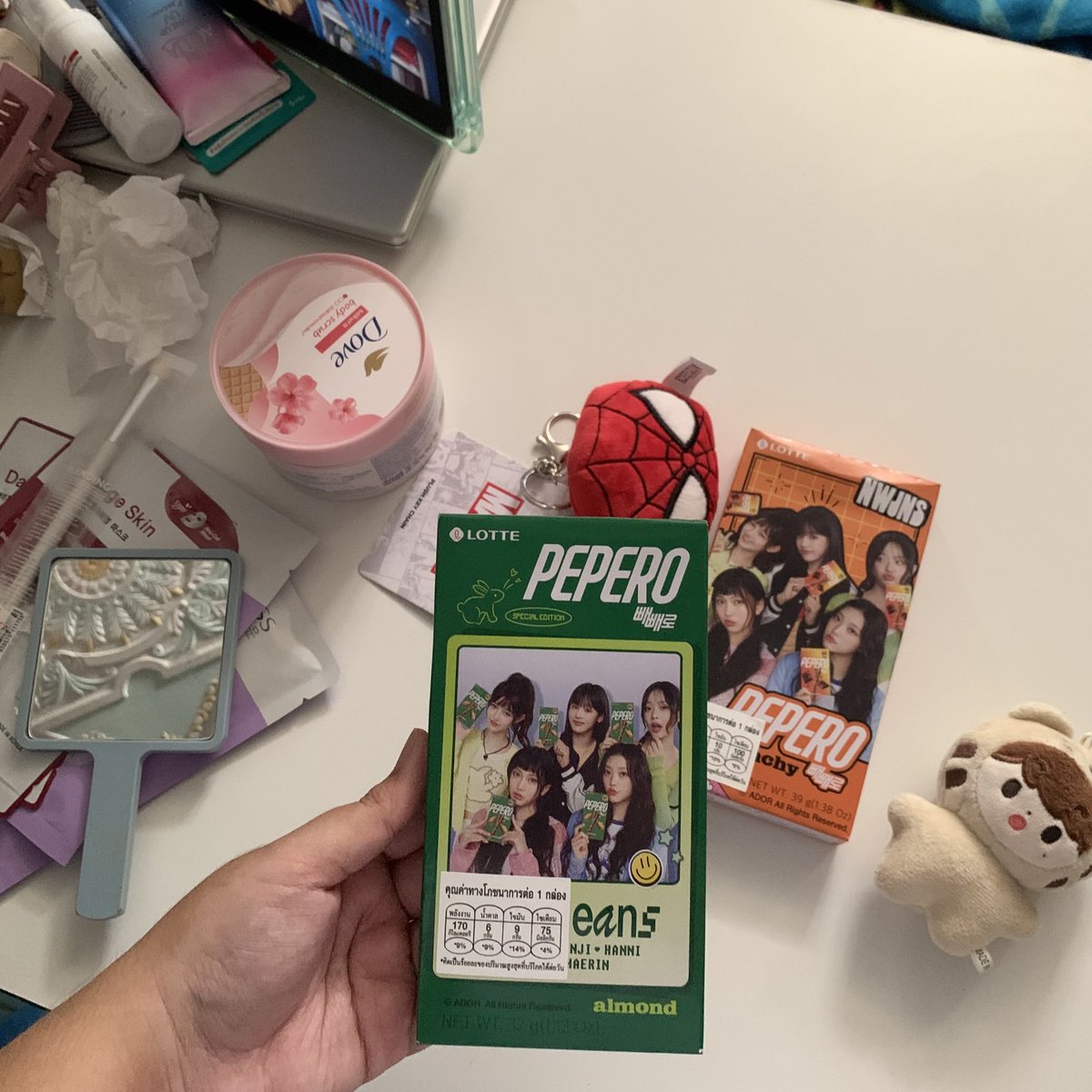 Impikpu1f's tweet photo. knock knock ✊🏼🤍💌💭🫧💖
(^_−)−☆ https://t.co/qSCXDgKe8o